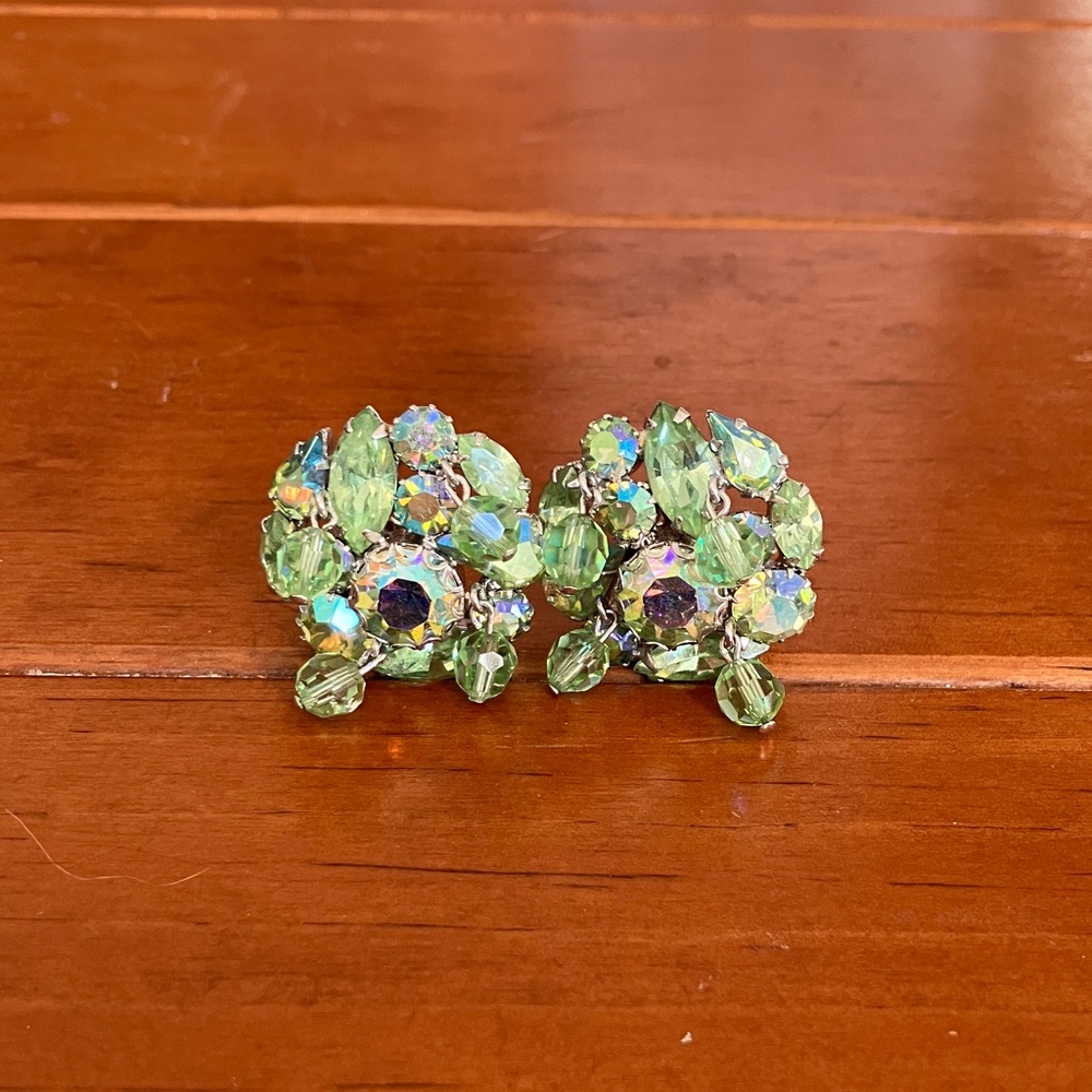 Green Weiss Costume Jewelry Earrings